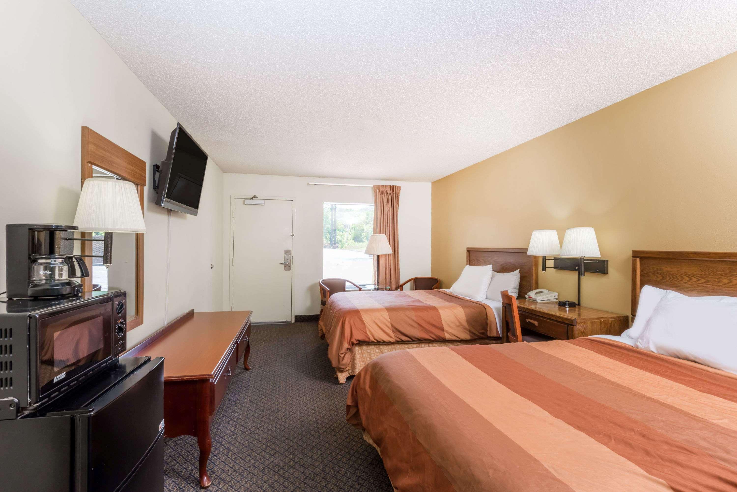 Days Inn By Wyndham Fort Payne Eksteriør billede